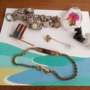 Vintage Mixed Jewelry Lot of 6 Items Pins Bracelets Pendant